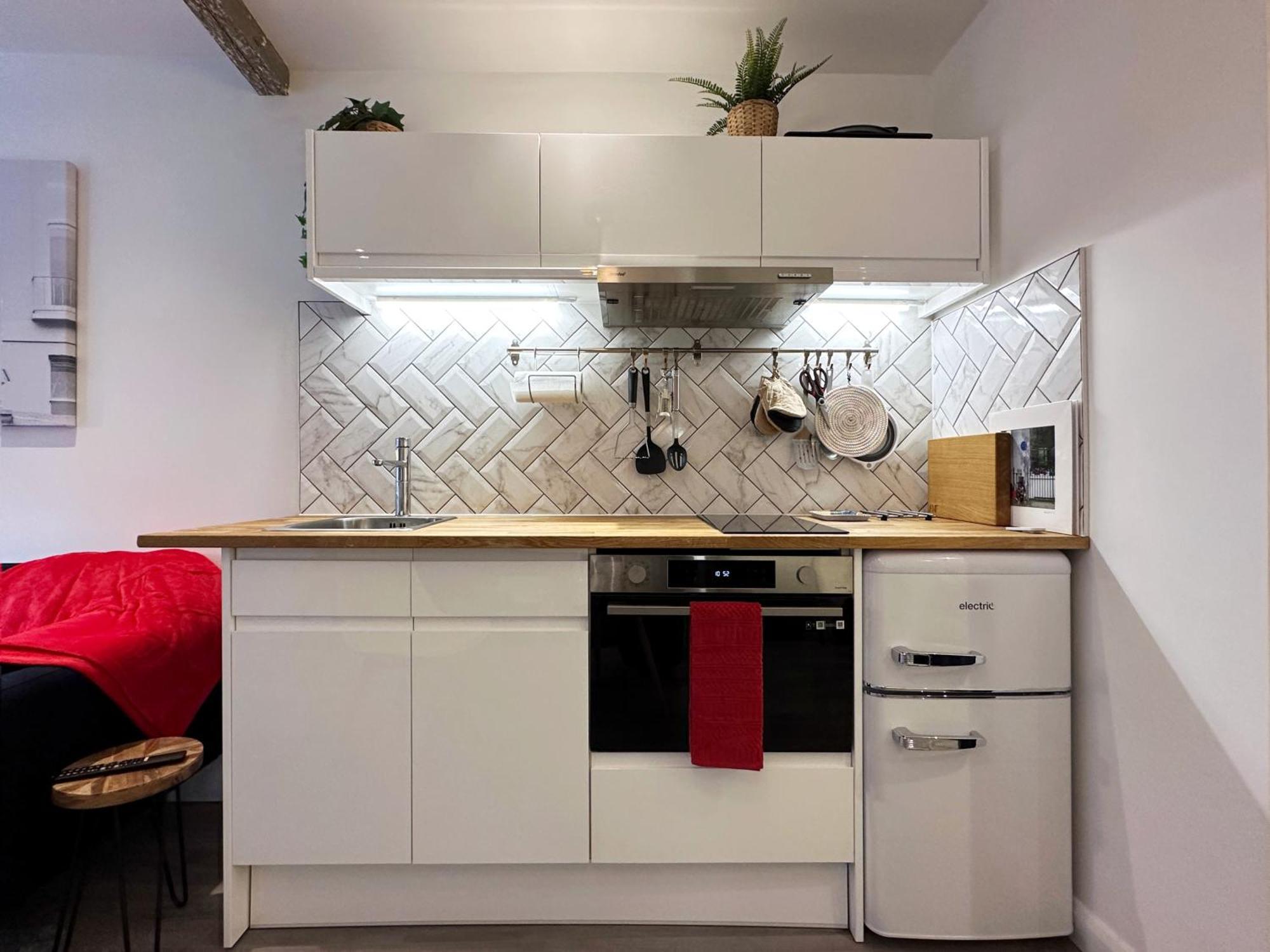 Kensington Studio Hosted By Airoperate Near Notting Hill - 1 Double Bed , 1 Sofa Bed, Ground Floor Apartment Via Private Entrance London Eksteriør bilde